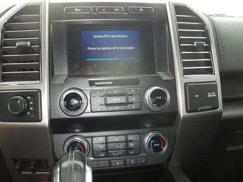 Used 2020 Ford F150 Platinum w/ Equipment Group 701A Luxury AWD/4WD image 8