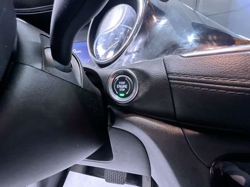 Used 2021 Buick Encore GX Essence FWD image 17