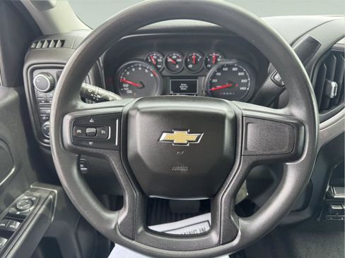 Used 2022 Chevrolet Silverado 1500 LT Trail Boss w/ Convenience Package II image 16