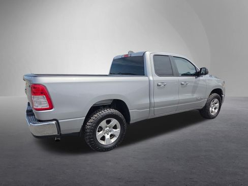 Used 2022 RAM 1500 Big Horn AWD/4WD image 3