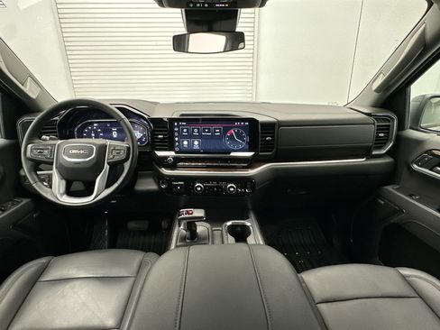 Certified 2026 GMC Sierra 1500 Elevation w/ Elevation Premium Package AWD/4WD image 17