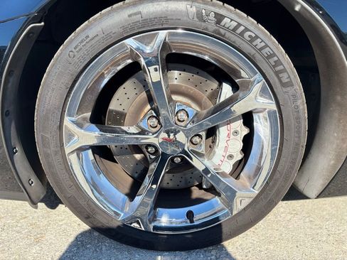 Used 2011 Chevrolet Corvette Grand Sport w/ Preferred Equipment Group image 9