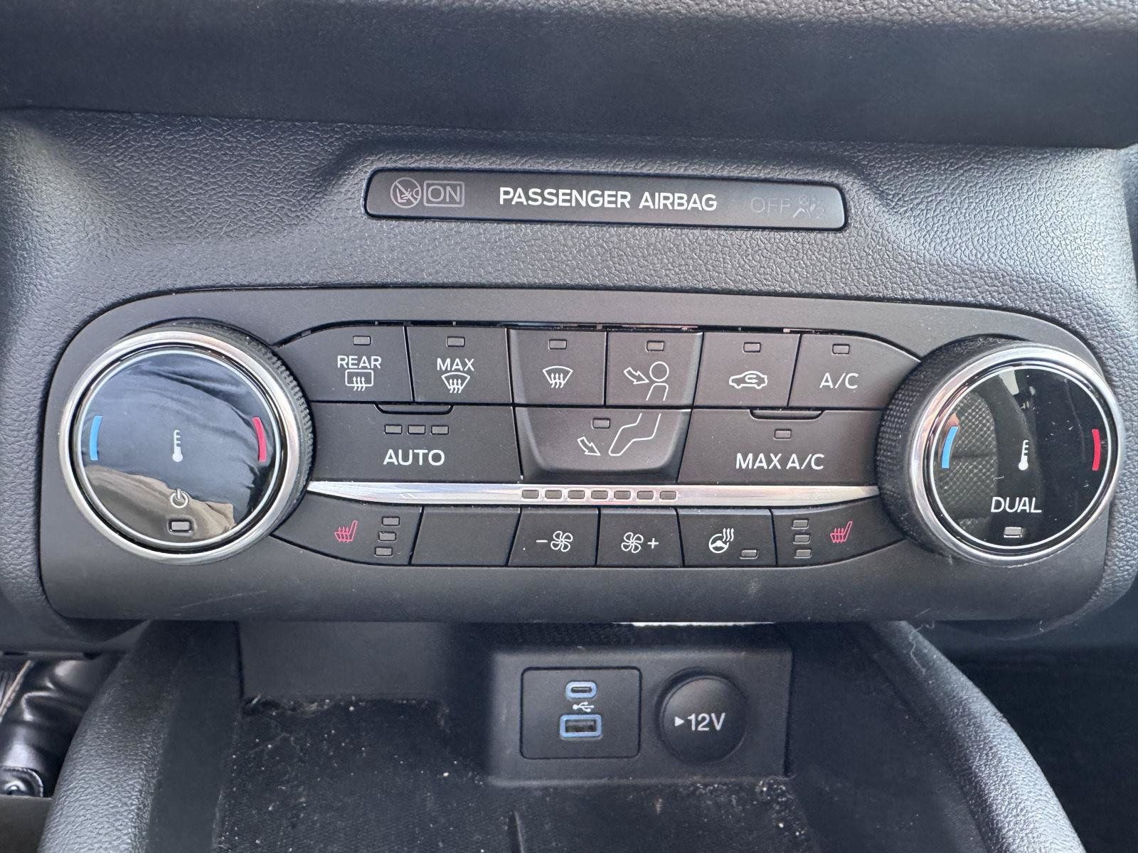 Used 2023 Ford Escape Active AWD/4WD image 18