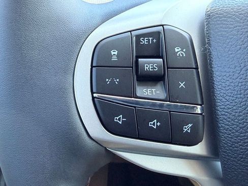New 2026 Ford Explorer Active RWD image 20