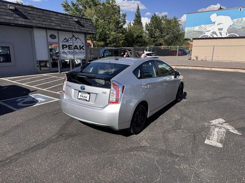 Used 2014 Toyota Prius Three FWD image 7