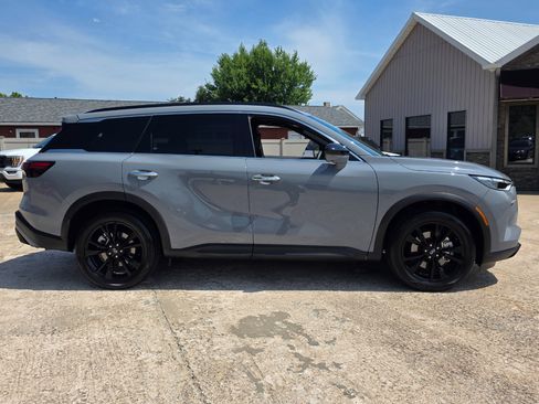 Used 2025 INFINITI QX60 Luxe w/ Black Edition image 25