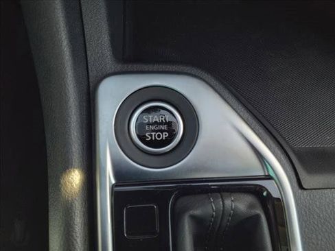 New 2025 Nissan Sentra SV image 18