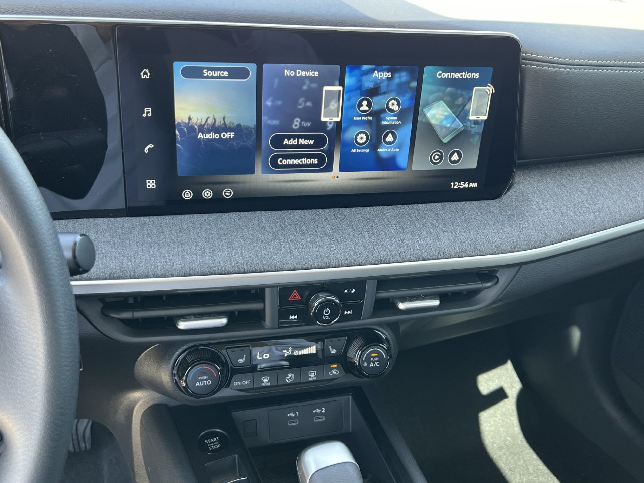 New 2027 Nissan Kicks SV FWD image 9