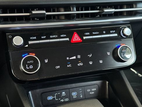 Used 2025 Hyundai Tucson SEL FWD image 18