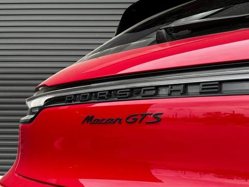 Certified 2025 Porsche Macan GTS image 29
