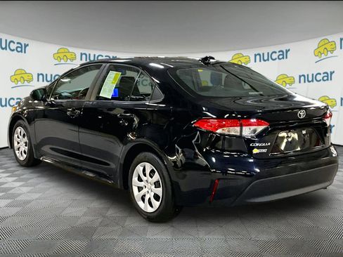 Used 2023 Toyota Corolla LE image 4