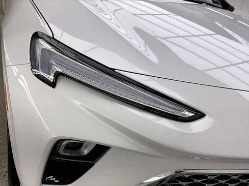 Certified 2025 Buick Encore GX Avenir w/ Avenir Technology Package image 26