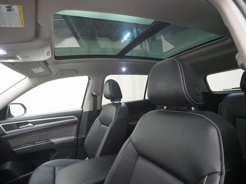 Used 2022 Volkswagen Atlas SE image 31