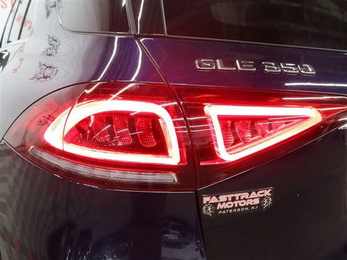 Used 2022 Mercedes-Benz GLE 350 4MATIC image 10