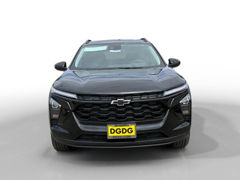 New 2026 Chevrolet Trax LT FWD image 8