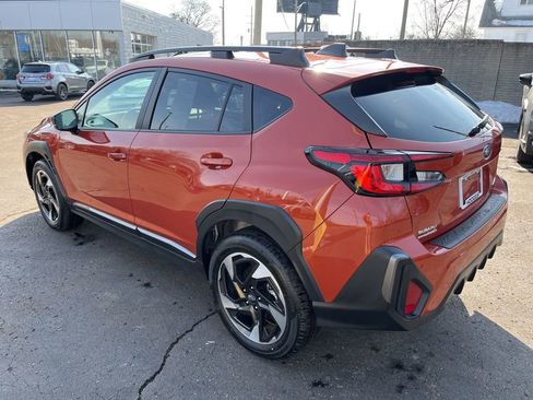 Certified 2025 Subaru Crosstrek 2.5i Limited w/ Crosstrek Mirror Package image 8