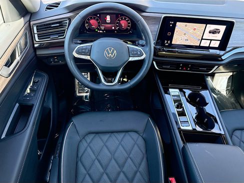 New 2026 Volkswagen Atlas SEL Premium R-Line AWD/4WD image 17