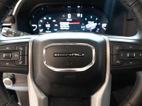 Used 2023 GMC Yukon Denali AWD/4WD image 31