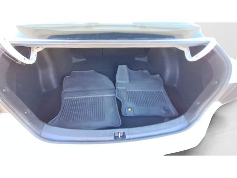 Used 2024 Toyota Corolla LE image 12