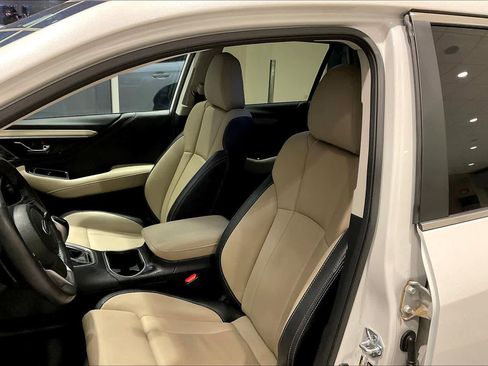 Used 2025 Subaru Outback Limited image 7