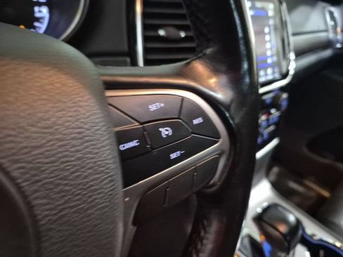 Used 2021 Jeep Grand Cherokee Limited w/ Luxury Group II AWD/4WD image 21