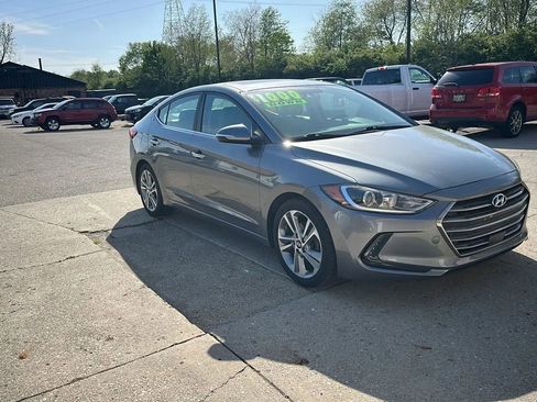 Used 2017 Hyundai Elantra Limited w/ Limited Ultimate Package 09 image 7