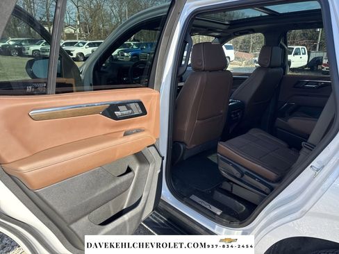 Used 2025 Chevrolet Tahoe High Country w/ Sun And Tow Package image 20