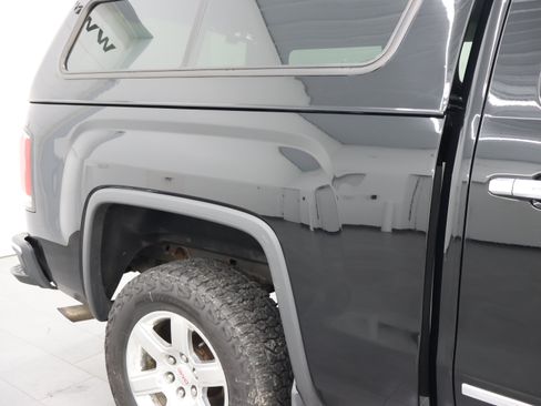 Used 2017 GMC Sierra 1500 SLT w/ Suspension Package, Off-Road AWD/4WD image 25
