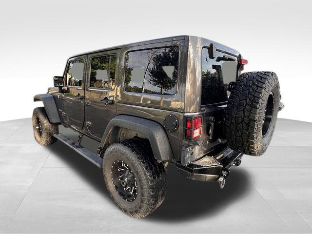 Used 2017 Jeep Wrangler Unlimited Rubicon AWD/4WD image 4