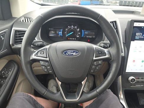 Used 2022 Ford Edge Titanium AWD/4WD image 18