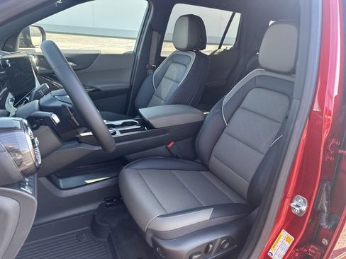 New 2026 Chevrolet Equinox LT w/ Convenience Package II image 12