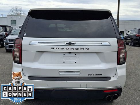 Used 2023 Chevrolet Suburban Premier AWD/4WD image 5