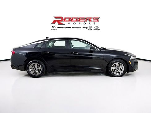 Used 2023 Kia K5 LXS image 8