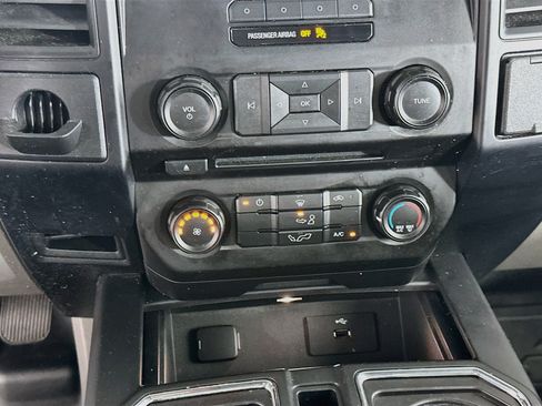Used 2016 Ford F150 XL w/ Equipment Group 101A Mid RWD image 21