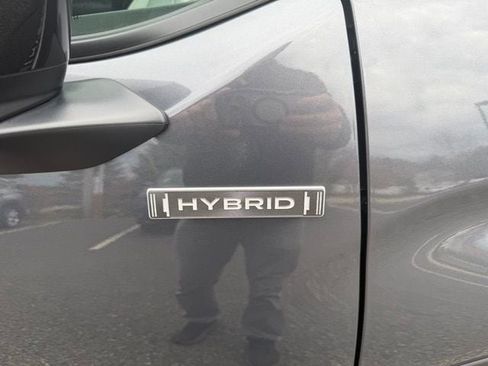 Certified 2025 Subaru Forester Sport image 23