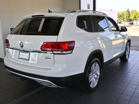 Used 2019 Volkswagen Atlas SE w/ Panoramic Sunroof Package image 2