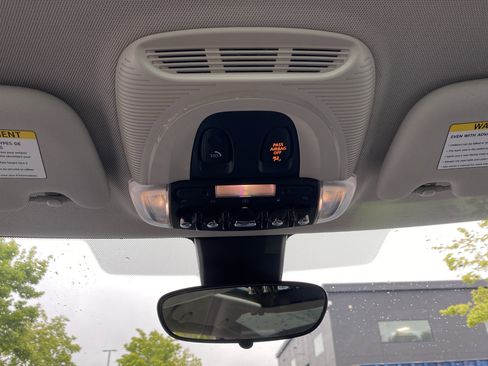 Used 2020 MINI Cooper 2-Door Hardtop FWD image 26