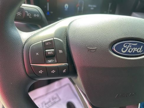 Used 2025 Ford Maverick XLT w/ Equipment Group 302A AWD/4WD image 17
