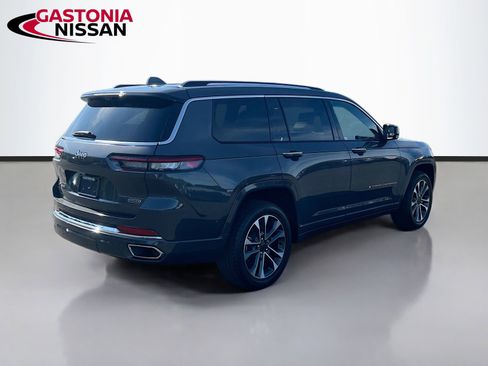 Used 2021 Jeep Grand Cherokee L Overland w/ Luxury Tech Group IV AWD/4WD image 9