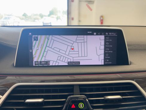 Certified 2022 BMW 740i xDrive w/ Premium Package image 25