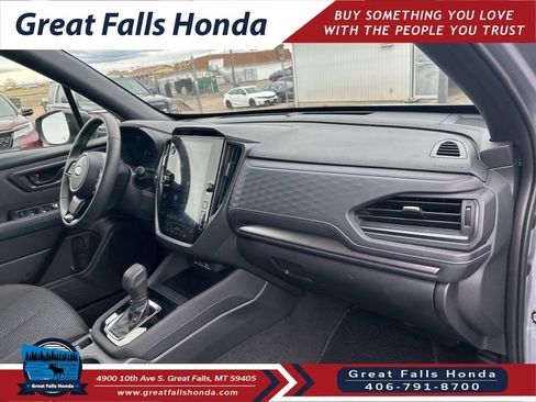 Used 2025 Subaru Forester Premium AWD/4WD image 31