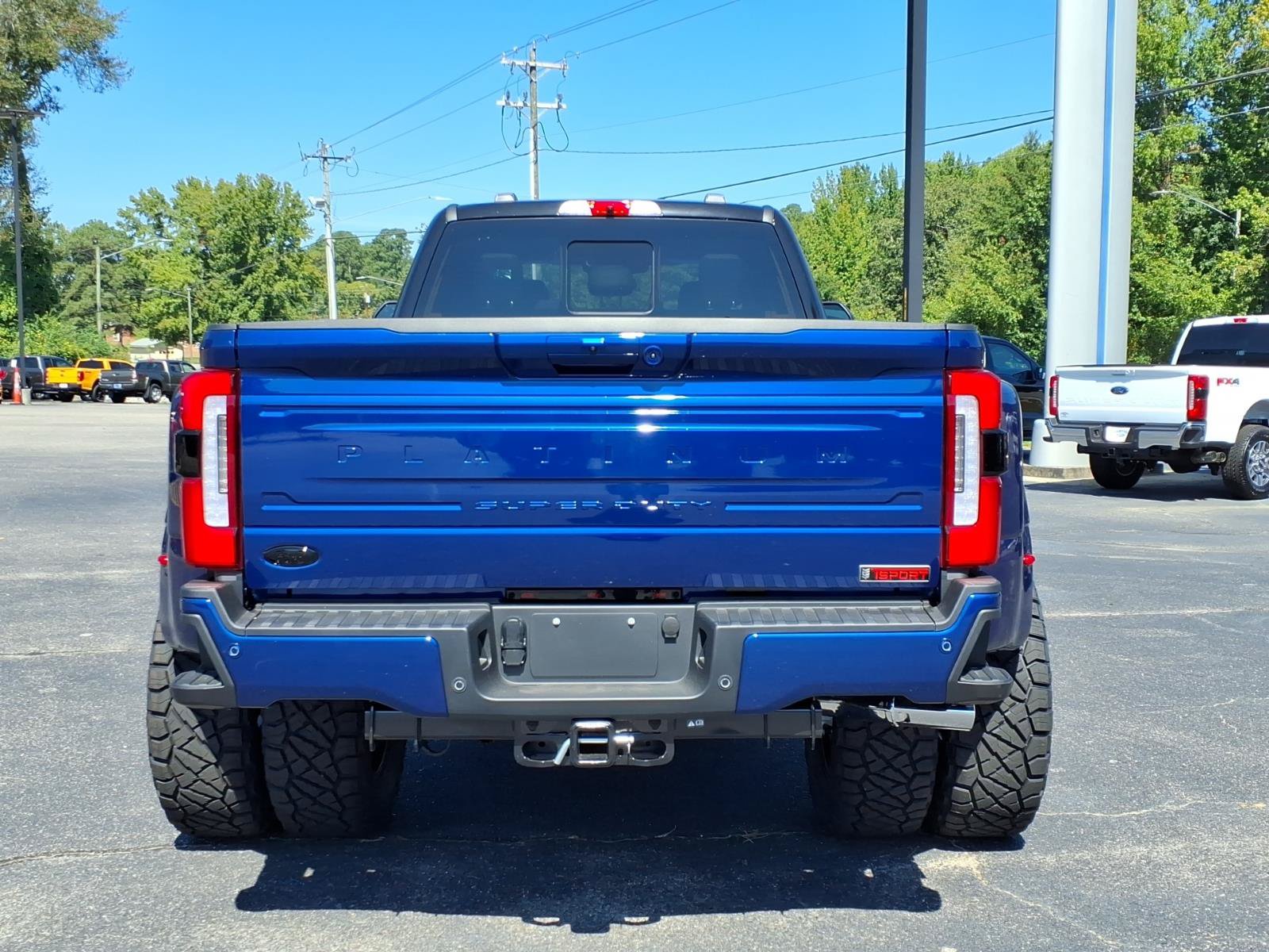 New 2026 Ford F350 Platinum w/ Platinum Plus Package AWD/4WD image 24