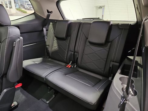 New 2026 Volkswagen Atlas SE FWD image 10