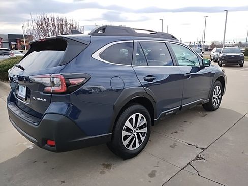 Certified 2025 Subaru Outback Premium w/ Popular Package #1A image 8