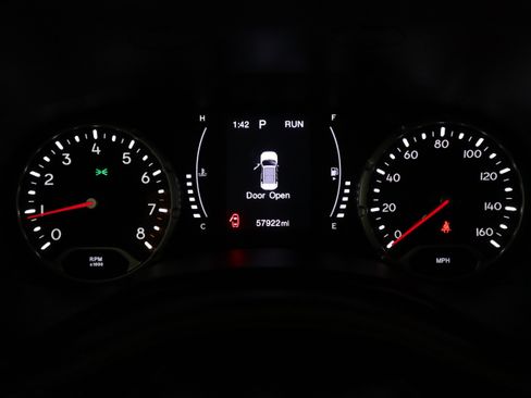 Used 2023 Jeep Renegade Latitude w/ Premium Group AWD/4WD image 18