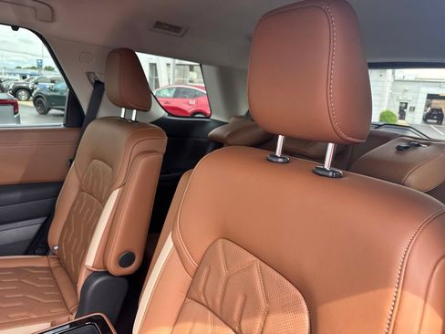 New 2026 Nissan Pathfinder Platinum w/ Cargo Package AWD/4WD image 16