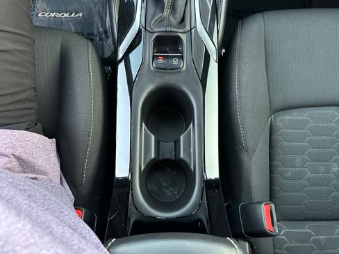 Used 2022 Toyota Corolla SE image 47