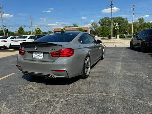 Used 2017 BMW M4 Coupe RWD image 8