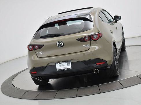 Certified 2025 MAZDA MAZDA3 Carbon AWD/4WD image 20