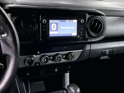 Used 2019 Toyota Tacoma SR AWD/4WD image 7